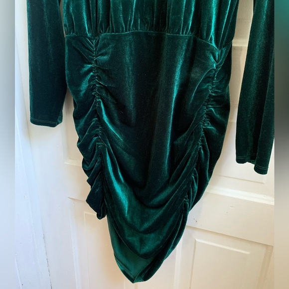 NWT Lovers + Friends Ivana Mini Dress Emerald Green Large - Picture 8 of 10